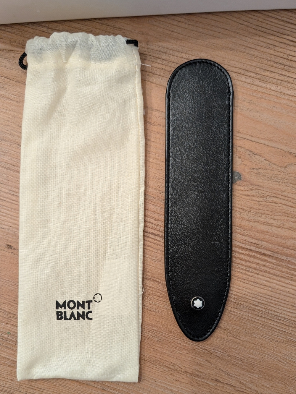 NWT Montblanc Black Leather Pen Sleeve